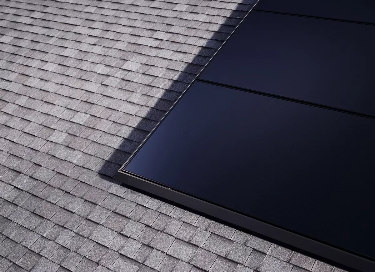Solar panels producing energy under partial shade